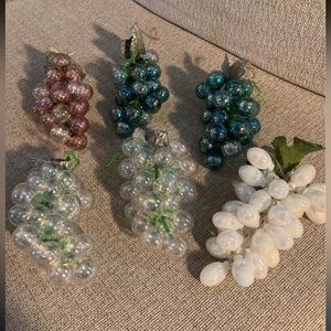 Vintage MCM 4 Piece Lot of Hand Blown Glass Grape Clusters Multiple Colors